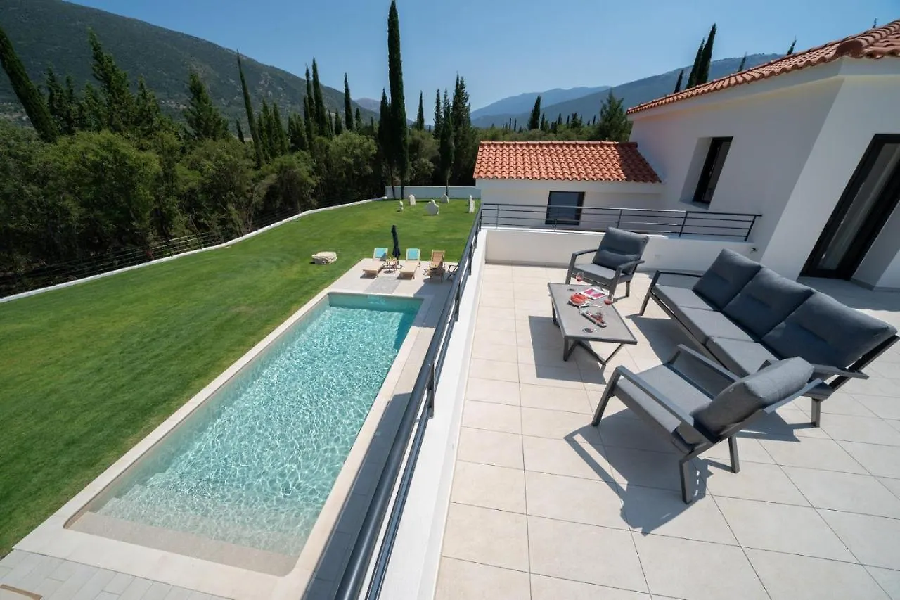 Ionian Trilogy Luxury Villas Sami  Grecia